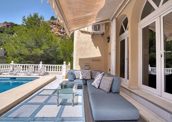For rent villa with private pool near the beach in Cumbre del Sol, Benitachell