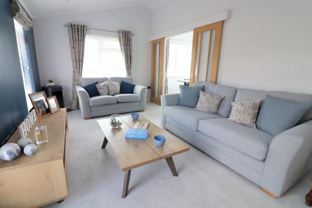 2 Bedroom Park Home To Rent - Photo 2