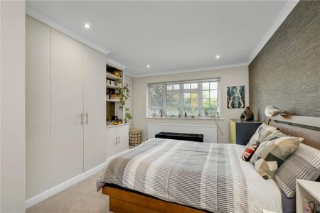 4 bedroom detached house to rent - Photo 3