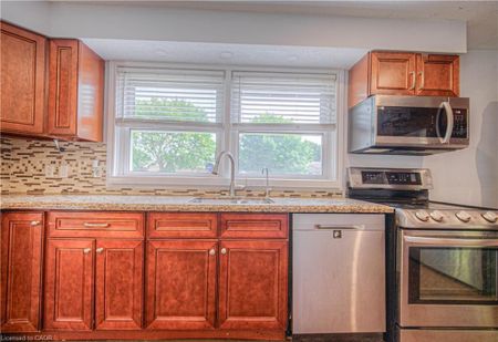 For Lease - 169 Bruce Street Unit# Upper, Kitchener, Ontario - Photo 5