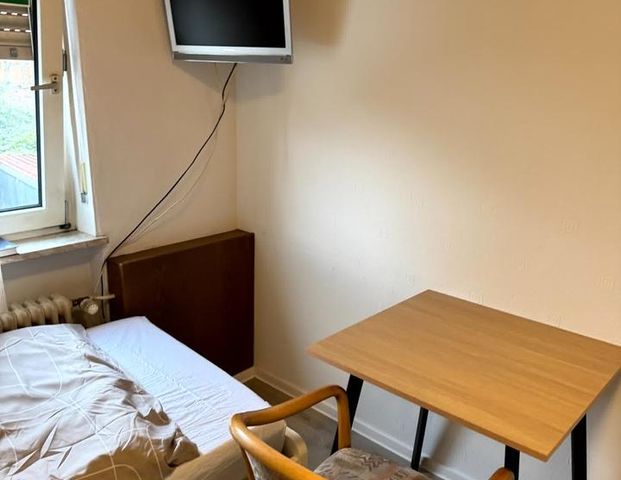 möblierte 1 Zimmer Apartment Wohnung mit Küche, Bad/WC 63303 Dreieich - Photo 1