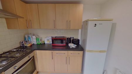 3 bedroom townhouse to rent - Photo 3