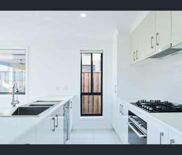 A Modern Family Retreat in Beveridge - Photo 5