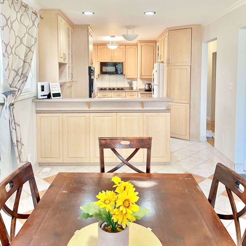 For Lease - 7094 Casey Street, Niagara Falls, Ontario - Photo 1