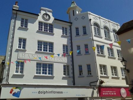 3 bedroom flat to rent - Photo 2
