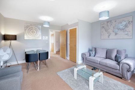 5 bedroom apartment to rent - Photo 3