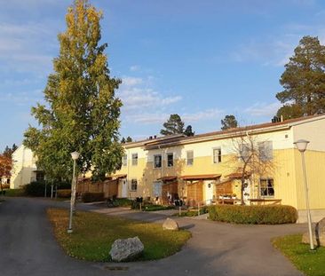 Skogvaktarvägen, Östersund - Foto 1