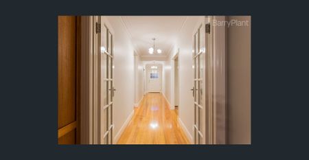 The Ultimate Family Retreat – Luxury California Bungalow with Resort-Style Living - Photo 3