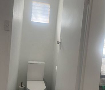 Private Room, Security lock, Bills Included - Photo 5