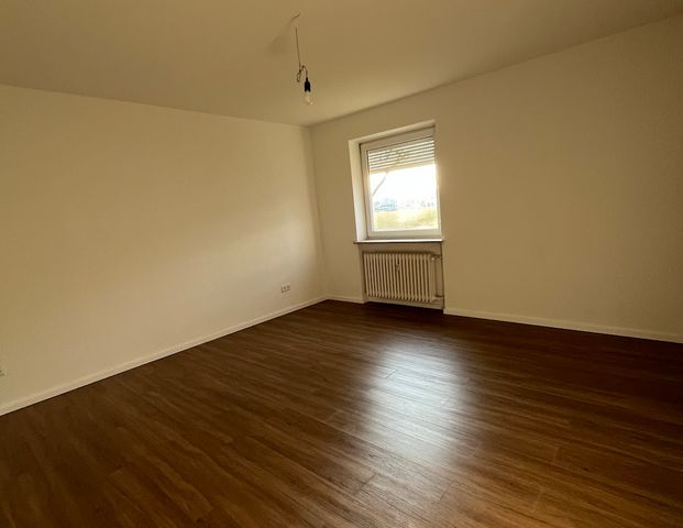 ab 01.04. - Große 3-Zimmer-Wohnung in Kirchseeon-Eglharting - Photo 1