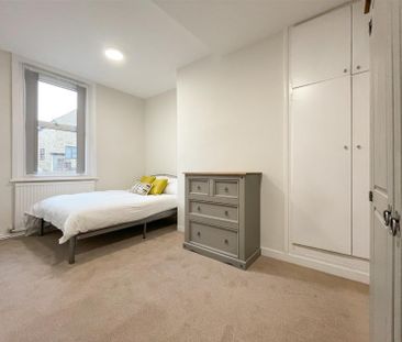 Flat 2, 9 Parkers Road, Sheffield - Photo 4