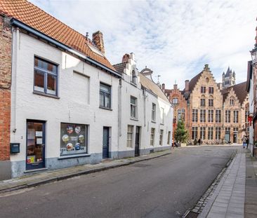 Appartement te huur in Brugge voor € 850 met 1 slaapkamer - foto 3