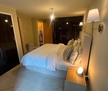 18 Queens Square, Belfast, BT1 3FF - Photo 6