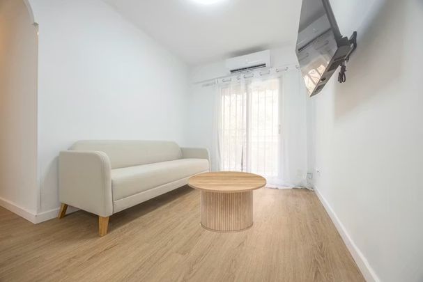 Carrer Pintor Nicolau, Valencia, Valencian Community 46022 - Photo 1