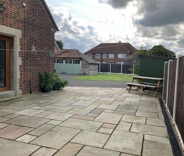 4 bedroom semi-detached house to rent - Photo 1