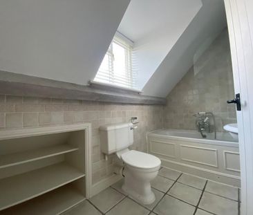 4 bedroom detached house to rent - Photo 6