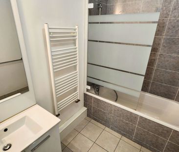 Location Appartement 3 pièces 72m² - Photo 5