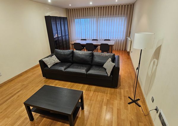 Apartamento T2+1 espaçoso e confortável para arrendamento em Rio Tinto