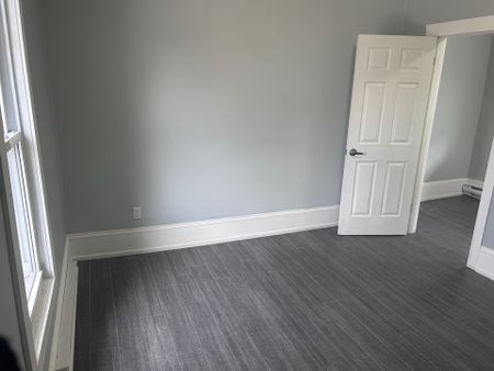 For Lease - 202 Nelson Street Unit# UPPER, Brantford, Ontario - Photo 4
