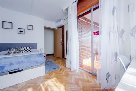 Calle de Sinesio Delgado, Madrid, Community of Madrid 28029 - Photo 3