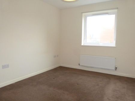 1 bedroom ground floor flat to rent - Photo 3