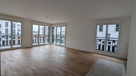 location Appartement T3 DE 75.5m² À COURBEVOIE - Photo 2