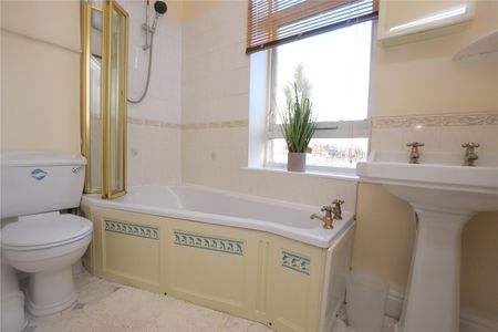 22, Victoria Court, Victoria Mews, Morley, Leeds, LS27 9DA - Photo 2