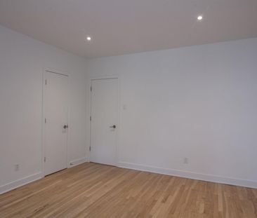 2105 Chomedey Street - Photo 4