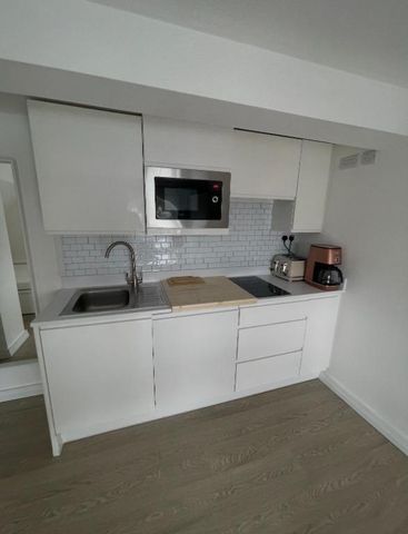 Studio to rent - Photo 5