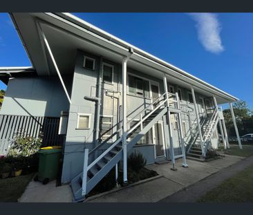 2/78 Evan Street, Mackay, Qld 4740 - Photo 2
