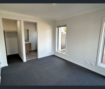 Lovely family home in popular Huntly - Photo 3