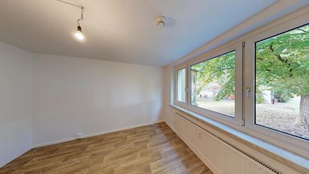 Großzügige 2-Raum-Erdgeschosswohnung mit Tageslichtbad - Foto 3