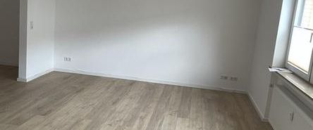 Schöne 1,5-Zimmer-Wohnung mit Balkon in zentraler Lage - Photo 1