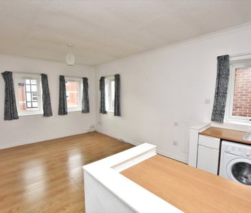 Elizabethan Court, St Leonards, Exeter, Devon, EX2 - Photo 6