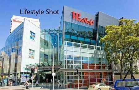 Two Bedroom Terrace in Fantastic Location! - Photo 2