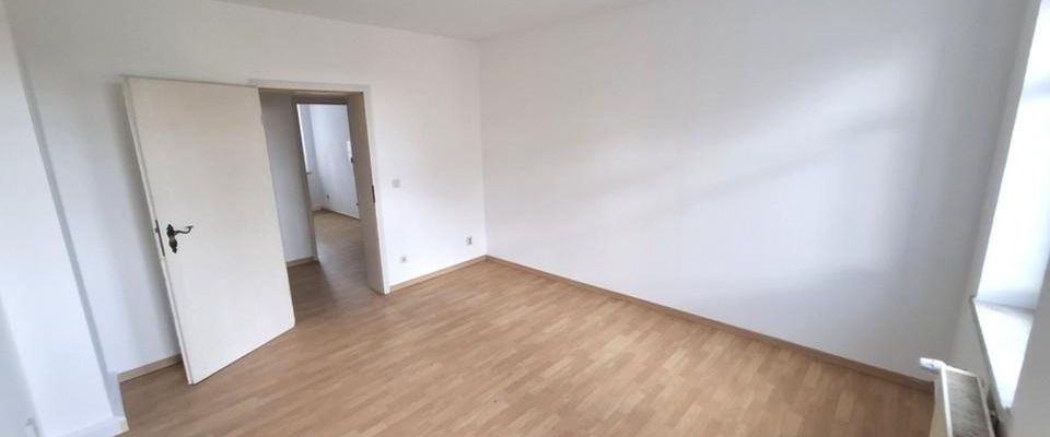 Freundliche, frisch renovierte 3-Zi.-Whg., sehr grüne Umgebung - Photo 1