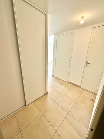 LUMINUEUX ET CHARMANT T1 DE 38.80M² EN REZ-DE-CHAUSSÉ DONNANT SUR COURS - RUE COLONEL ARNAUD BELTRAM - Photo 5