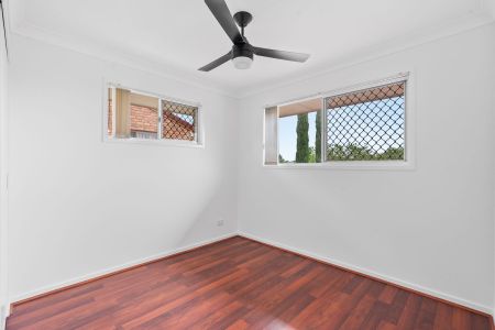 Relaxed Family Lifestyle with Pool, Space and Convenience - Photo 3