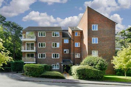 Asquith House, Banstead, SM7 - Photo 3