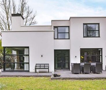 6.5-Zimmer-Einfamilienhaus mit moderner Architektur in Freiburg - Foto 1