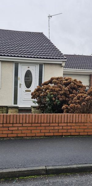 2 bedroom bungalow to rent - Photo 2