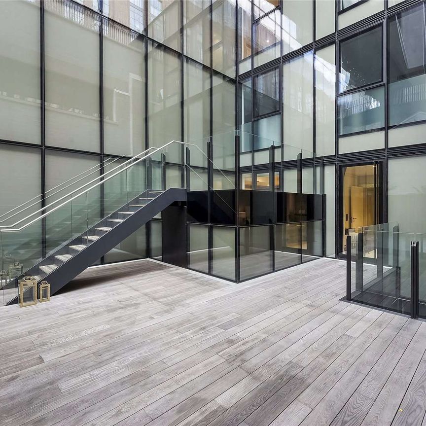 Switch House West, Battersea Power Station, Circus Road West, London, SW11 8BD - Photo 1
