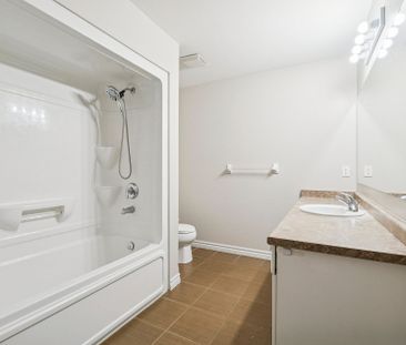 For Lease - 62 Quigley Street, Essa, Ontario - Photo 4