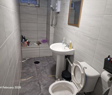 Stratford Terrace, Leeds - Photo 5