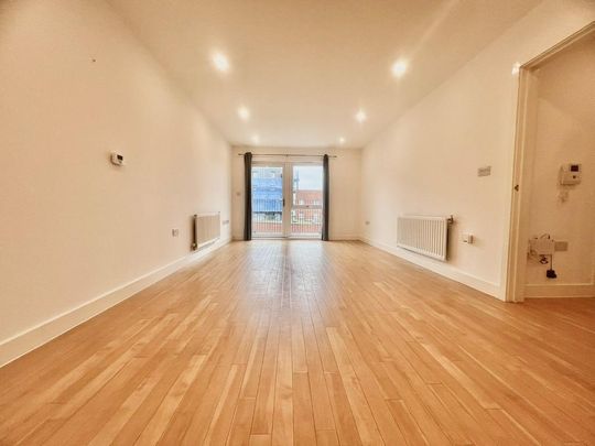 2 bedroom flat to rent - Photo 1