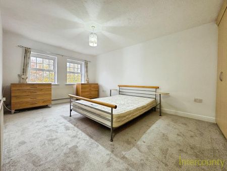 4 bedroom detached house to rent - Photo 4