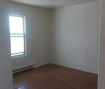 4 1/2 (Vacant) au 69 rue Peel, Sherbrooke, J1H 4J9 - Photo 2