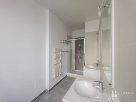 Rental Apartment Paris 8th - Photo 4