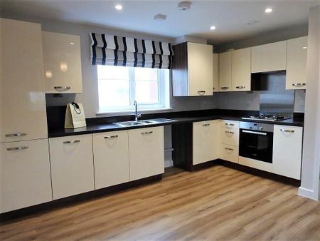 Burden Road, Tadpole Garden Village, Swindon, SN25 - Photo 5