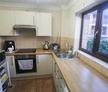 1 bedroom flat to rent - Photo 3